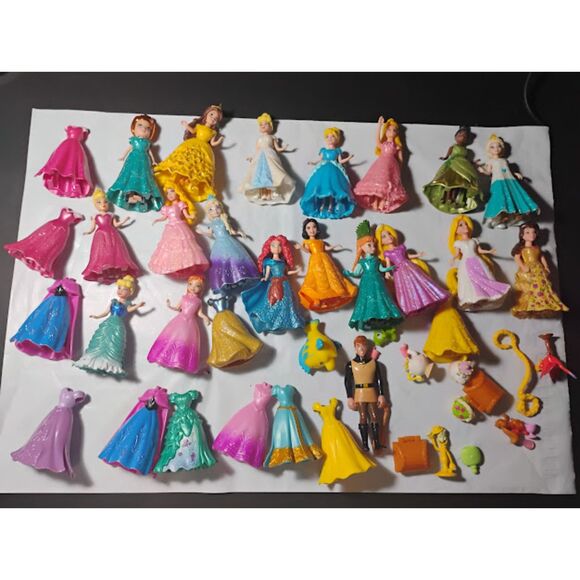 Disney Princess Magiclip Figure Lot 19 Figures Accessories & More - Picture 1 of 10